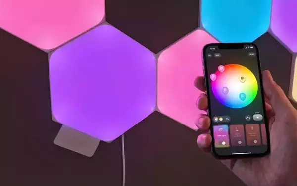 Nanoleaf Wall Panels Now Compatible with Philips Hue App