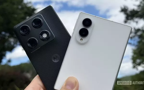 Choosing Your Ideal Foldable: Samsung Galaxy Z Fold 8 vs. Motorola Razr Fold