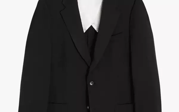 The Ultimate Guide to Men's Black Suits: Style, Selection, and Investment