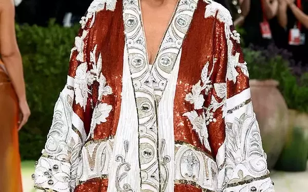 Kris Jenner Embraces Peptide Trend for Youthful Hair After $100K Facelift