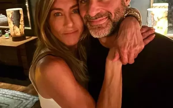 Jennifer Aniston and Jim Curtis Prioritize Enduring Partnership Over Parenthood