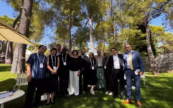 Film Festival Leaders Discuss Political Pressures and Artistic Freedom