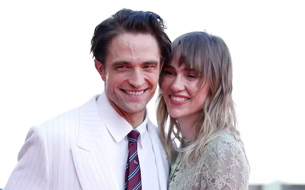 Suki Waterhouse Embraces 'Nepo-Babying' for Daughter's Hollywood Aspirations