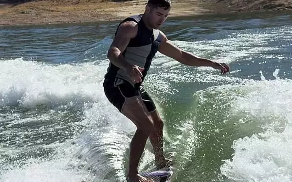 Zac Efron and Brother Dylan Flaunt Ripped Physiques on Boat Outing