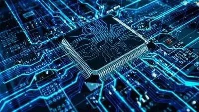 A Cheaper Chip Fund Surpasses Industry Leader by 22 Points This Year