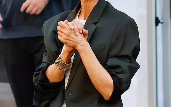 Celine Dion's Emotional Return to the Stage in Paris Amidst Health Battle