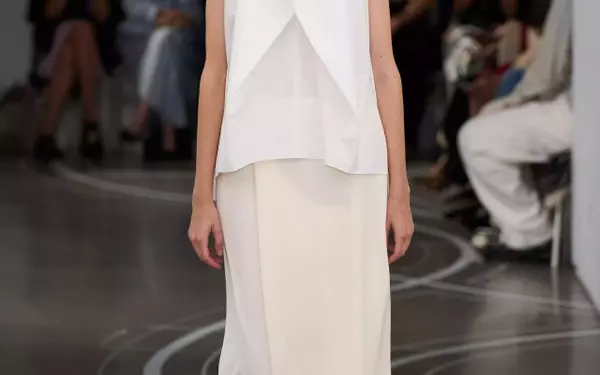 Ashlyn's Spring 2027 Ready-to-Wear Collection: A Glimpse into Future Fashion