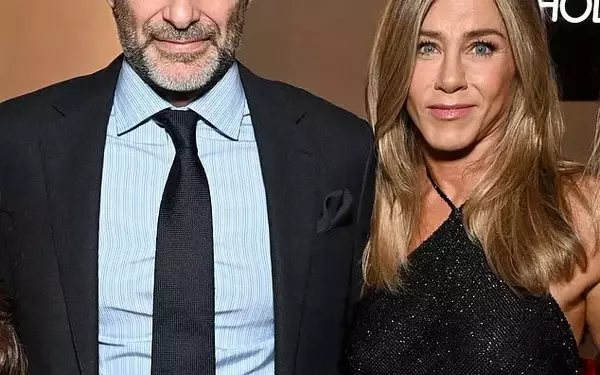 Jennifer Aniston's Boyfriend Jim Curtis Discusses Relationship's Impact on His Spiritual Mission