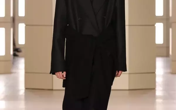COS Fall 2026 Ready-to-Wear Collection Unveiled