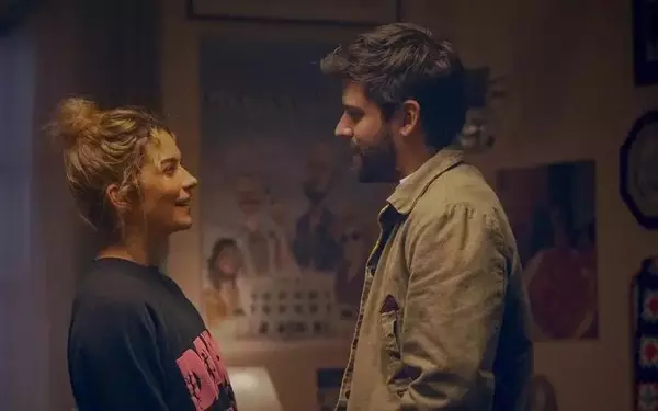 Annie Murphy and Cooper Raiff Shine in Age-Gap Romcom 'All That She Wants'