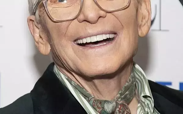 Remembering Bob Mackie: A Fashion Icon's Legacy in Hollywood