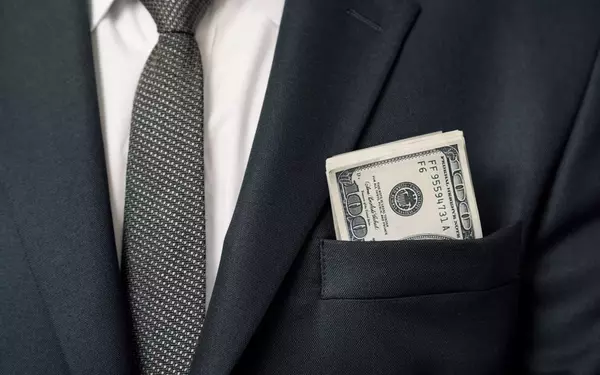 Navigating Income Streams from High Dividend Yield ETFs