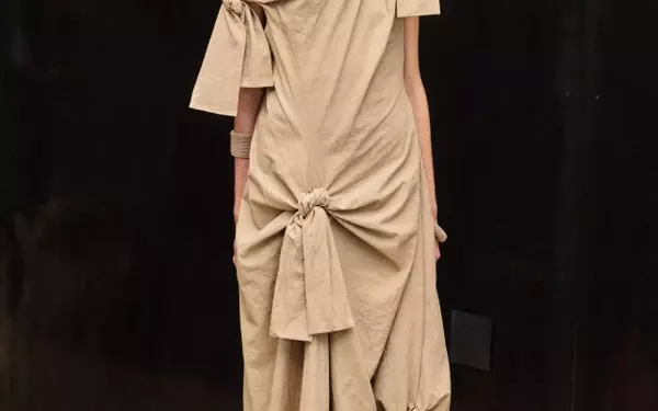 Lauren Manoogian's Spring Collection: A Shift Towards Dynamic Textiles and Menswear Expansion