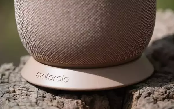 Motorola Sound Flow: A Stylish and Robust Portable Speaker with Bose-Tuned Audio