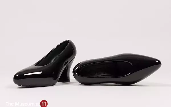 New York Museums Showcase Women's Art and Fashion This Fall