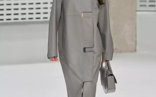 Mulberry Spring 2027 Ready-to-Wear Collection: A Glimpse into Future Fashion