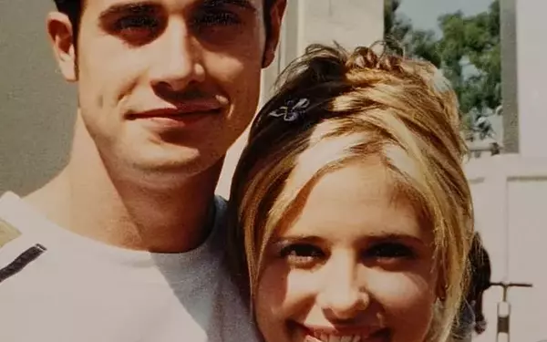 Sarah Michelle Gellar's Daughter Celebrates 17th Birthday, Resembling Father Freddie Prinze Jr.