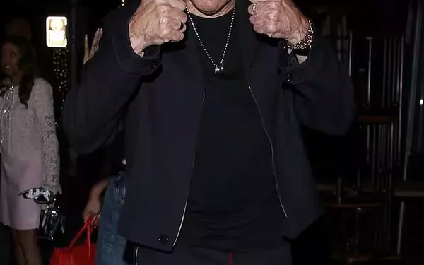 Lionel Richie Steps Out in Beverly Hills Post-Hospitalization