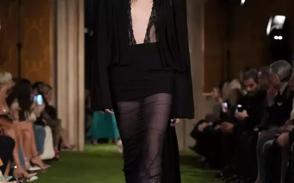 Dakota Johnson’s Striking Black Ensemble at Vogue World: Milano