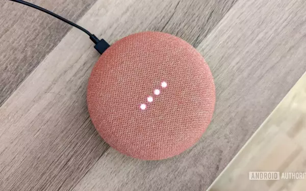 Google Home Speakers Baffle Users with Persistent Pulsing Lights