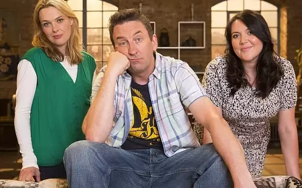 Lee Mack Uncovers the Untold History of 'Not Going Out' at Its 20-Year Milestone