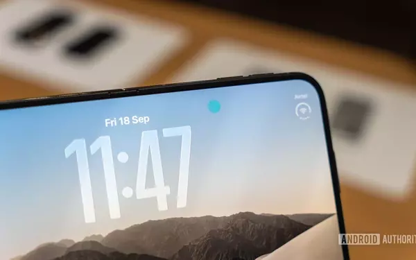 The Pitfalls of Under-Display Camera Technology: A Comparative Analysis Featuring the iPhone Duo