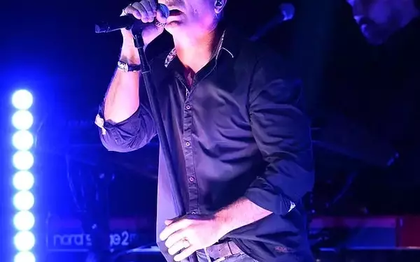 Shannon Noll's Enthusiastic Bid for NRL Grand Final Performance Amidst Tones and I's Withdrawal
