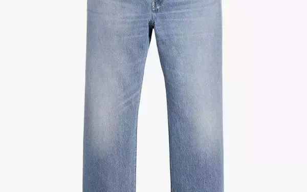 The Enduring Allure of Mom Jeans: A Style Guide for the Modern Era
