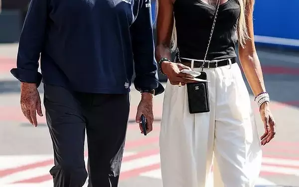Naomi Campbell and Flavio Briatore's Enduring Friendship at Grand Prix