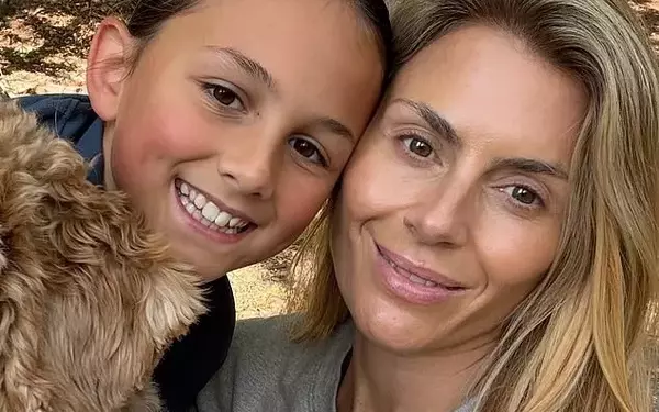 Parental Alert: Zoe Hardman Discovers Daughter's Secret Bikini TikTok Account, Prompting Online Safety Warning
