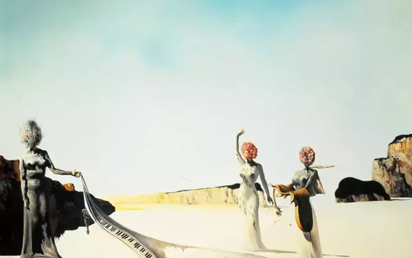 Dalí and Fashion: A Surreal Exploration of Style