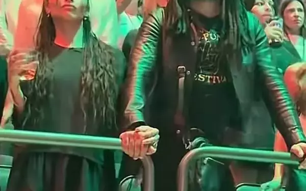 Lenny Kravitz Joyfully Supports Daughter Zoë at Harry Styles' NYC Concert