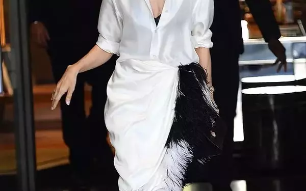 Celine Dion’s Triumphant Return to Parisian Stage Amidst Health Journey