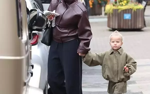 Molly-Mae Hague and Daughter Bambi's Charming Lunch Outing in Cheshire