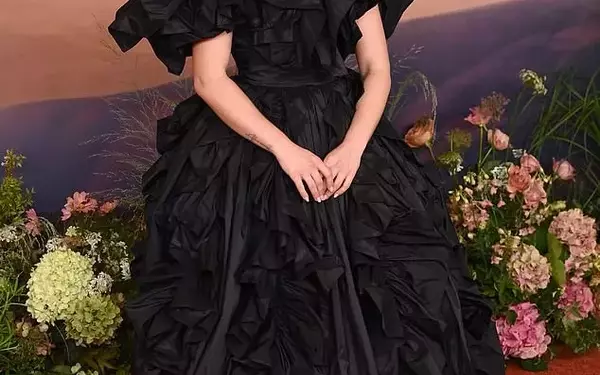 Florence Pugh Dazzles at 'East of Eden' Screening Amidst 'Don't Worry Darling' Controversy