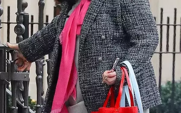 Lena Dunham Unveils Her Unexpected Motherhood Journey and First Public Outing Since Welcoming Baby