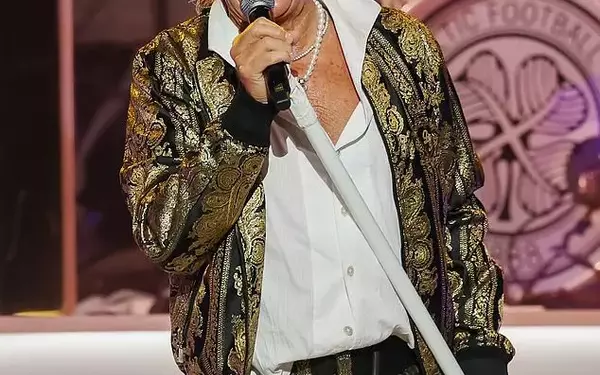 Music Legend Rod Stewart Announces Retirement After Six Decades, Gears Up for 'Final Encore Tour'