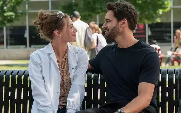 Author Ali Hazelwood to Release Sequel to 'The Love Hypothesis,' Film Adaptation in Development