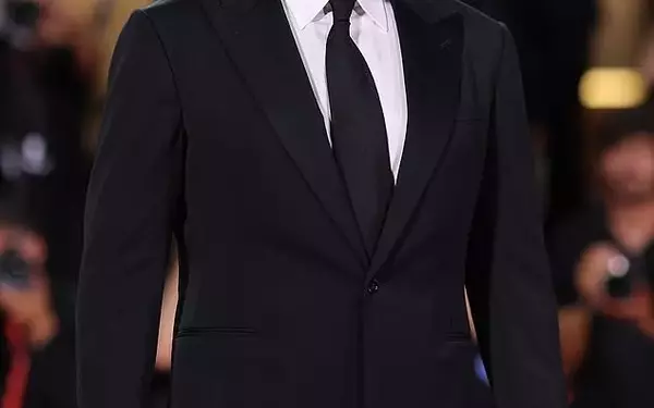 Ben Affleck Reflects on Parental Loss and Childhood Memories