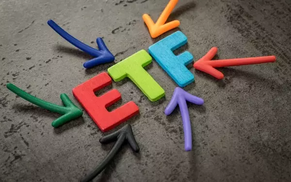 Strategic ETF Selection for Enhanced Portfolio Diversification