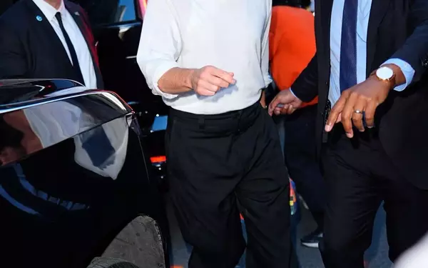 Celebrity Style: September's Top Fashion Trends
