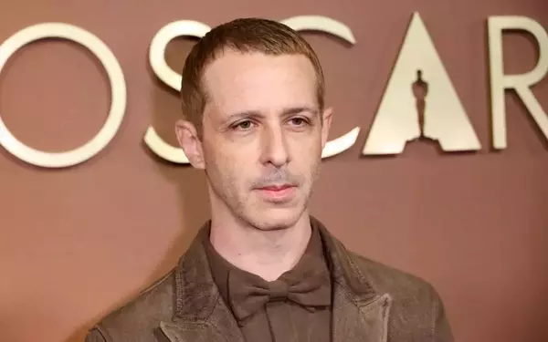 Jeremy Strong's Method Acting: Unapologetic Dedication