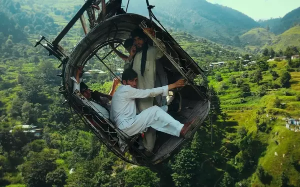 Pakistan Selects 'Hanging by a Wire' for International Oscar Contention