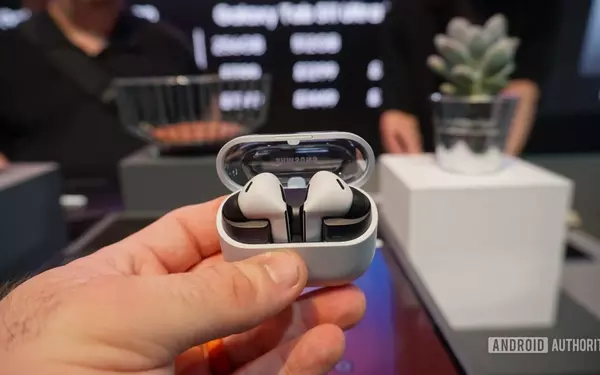Samsung Galaxy Buds 3 FE: Unbeatable Deal on Feature-Packed Earbuds
