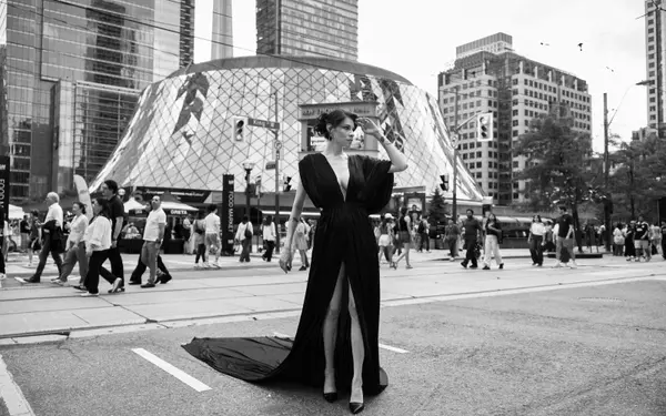 Cara Jade Myers' Post-Cancer Style Transformation: A Journey of Self-Discovery and Empowerment