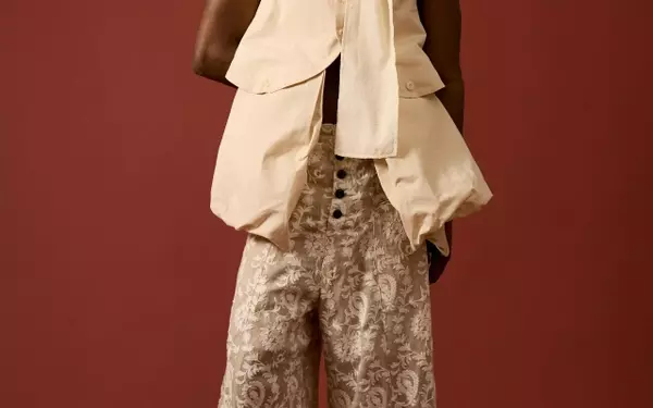 Tíscar Espadas Embraces Freedom in Spring 2027 Collection