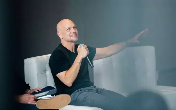 Tony Fadell on the Evolution of AI Gadgets: Past Failures and Future Prospects