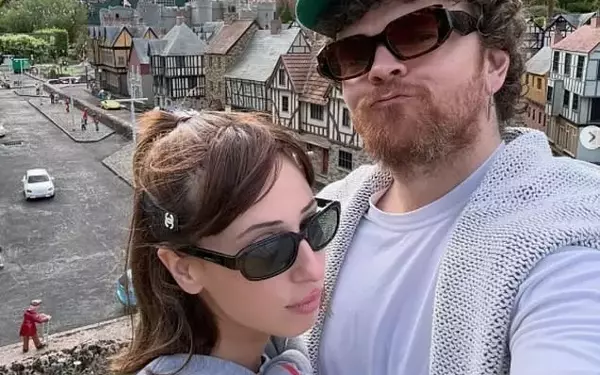 British Music Stars Jack Garratt and Foxes Confirm Romance