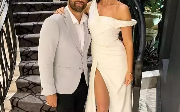 Unconventional Sleeping Arrangements: NRL WAG Zoe Marshall's Unique Marital Dynamic