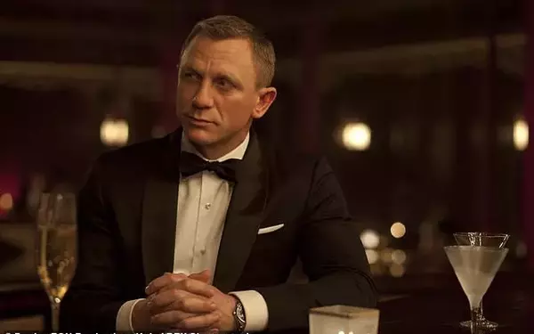 Daniel Craig Invests in Historic Haunted London Pub